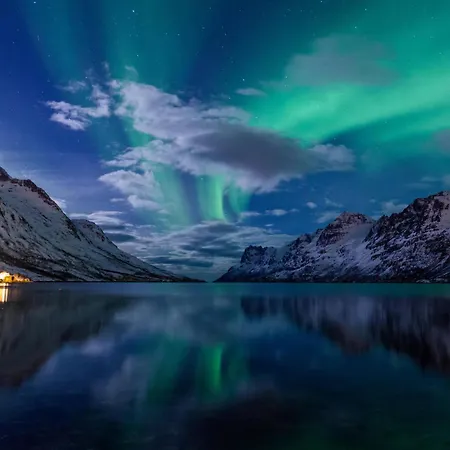 Beautiful View - Close To The Sea, Mountains And Nature Kvaloya