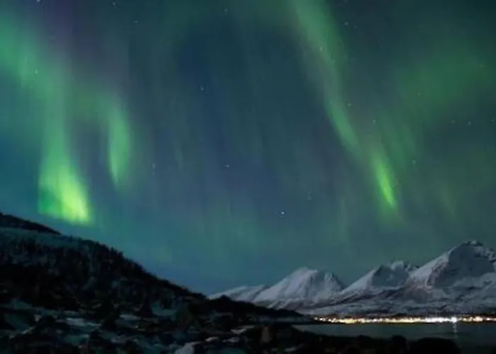Beautiful View - Close To The Sea, Mountains And Nature Lägenhet